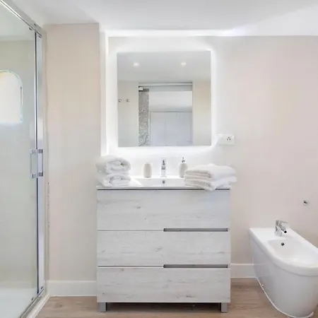 Amazing Duplex Next To The In Lägenhet *