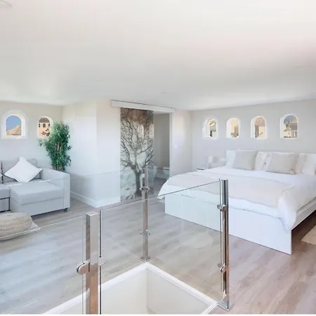 Amazing Duplex Next To The In *